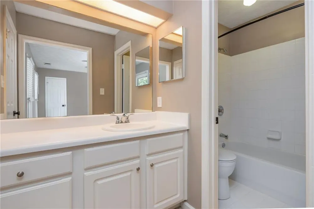 4939 Meadow Lane Marietta, GA 30068