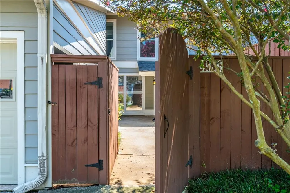 4939 Meadow Lane Marietta, GA 30068