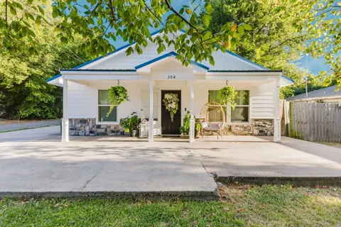 304 Jarbo Street