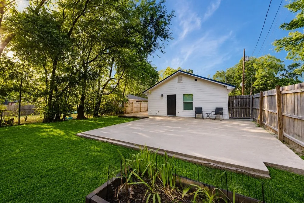 304 Jarbo Street Sulphur Springs, TX 75482