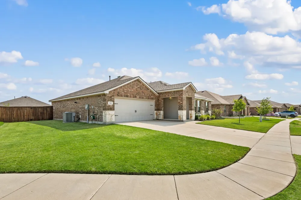 316 Duke Court Fate, TX 75189