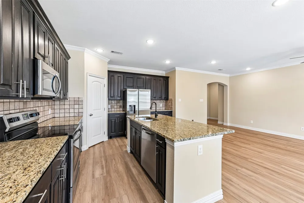 1918 Avenue D Grand Prairie, TX 75051