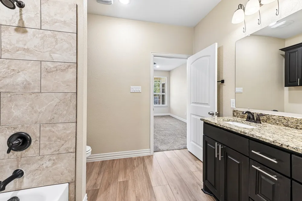 1918 Avenue D Grand Prairie, TX 75051