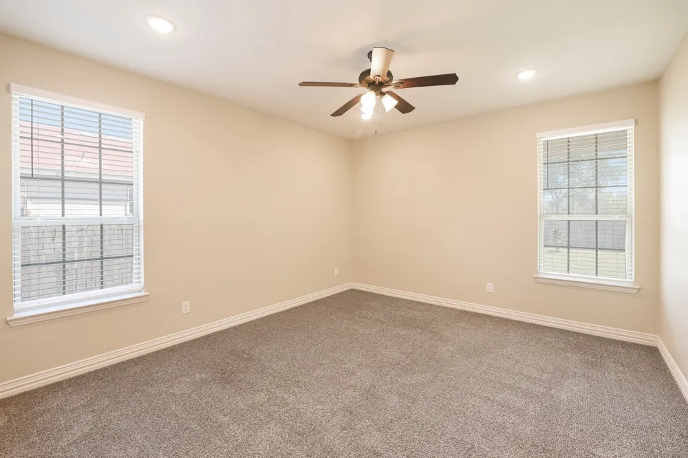 1918 Avenue D Grand Prairie, TX 75051