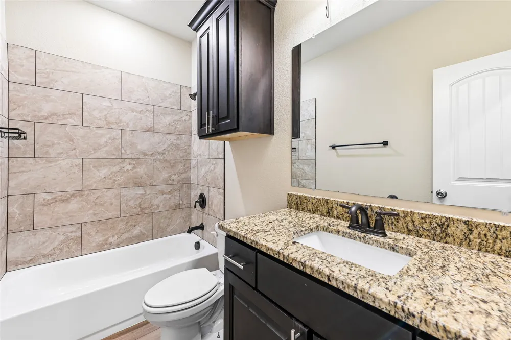 1918 Avenue D Grand Prairie, TX 75051