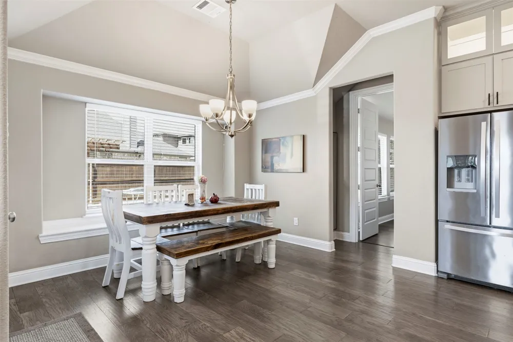 251 Bear Trail Waxahachie, TX 75165