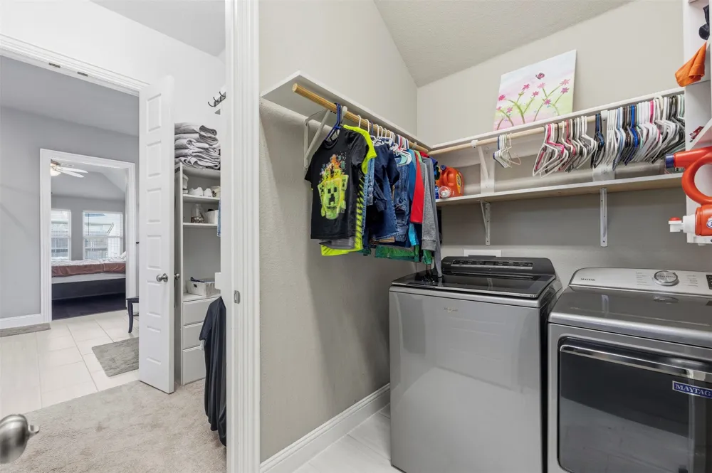 251 Bear Trail Waxahachie, TX 75165
