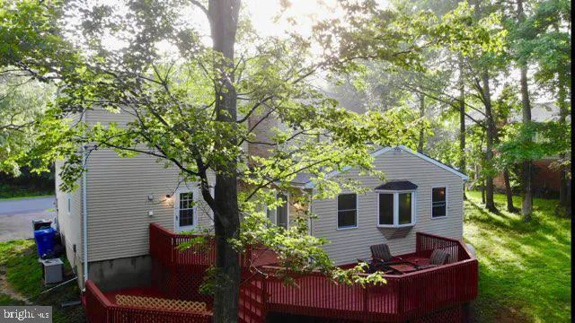 1113 E PATUXENT DRIVE La Plata, MD 20646