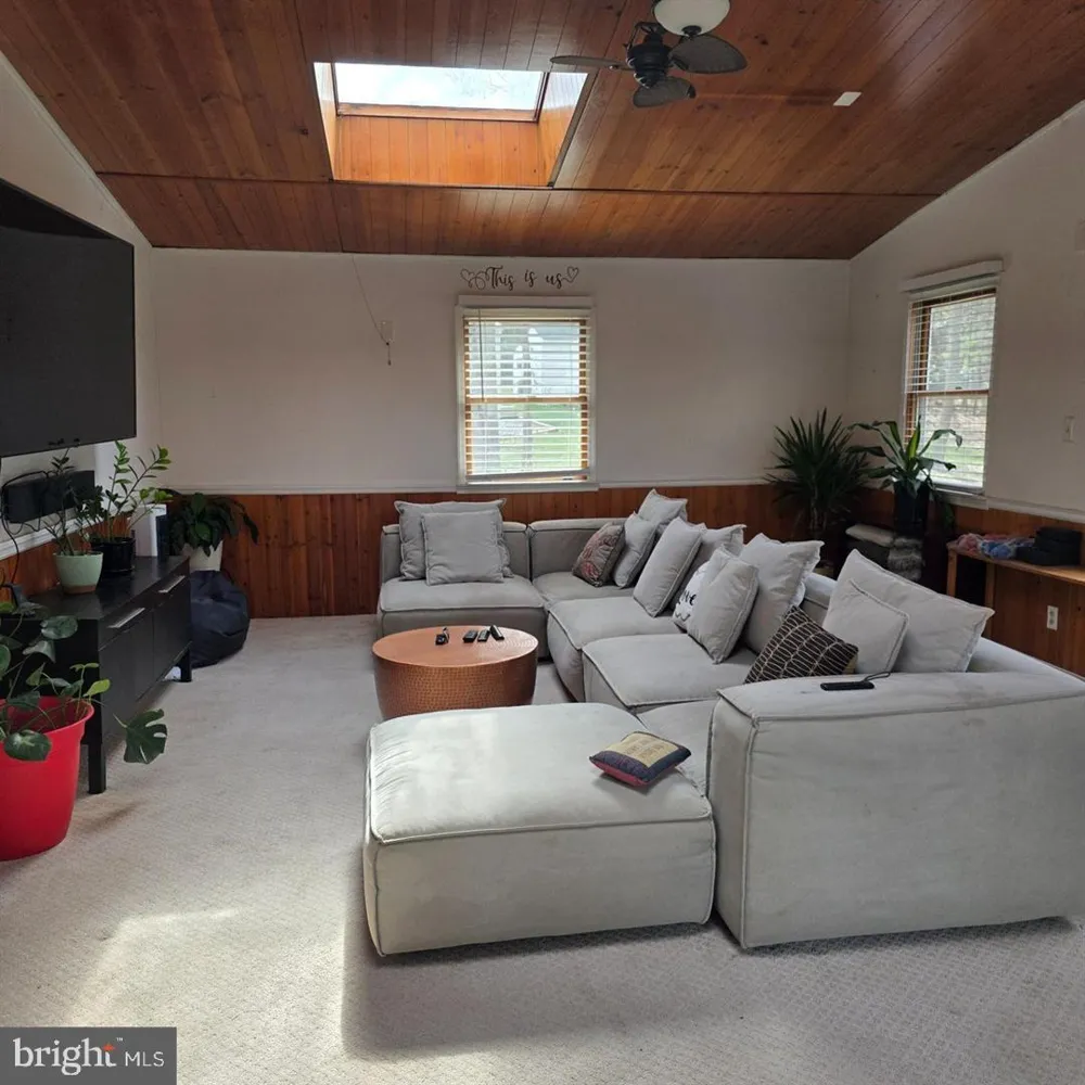 1113 E PATUXENT DRIVE La Plata, MD 20646
