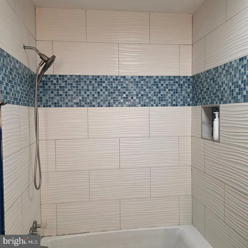 1113 E PATUXENT DRIVE La Plata, MD 20646