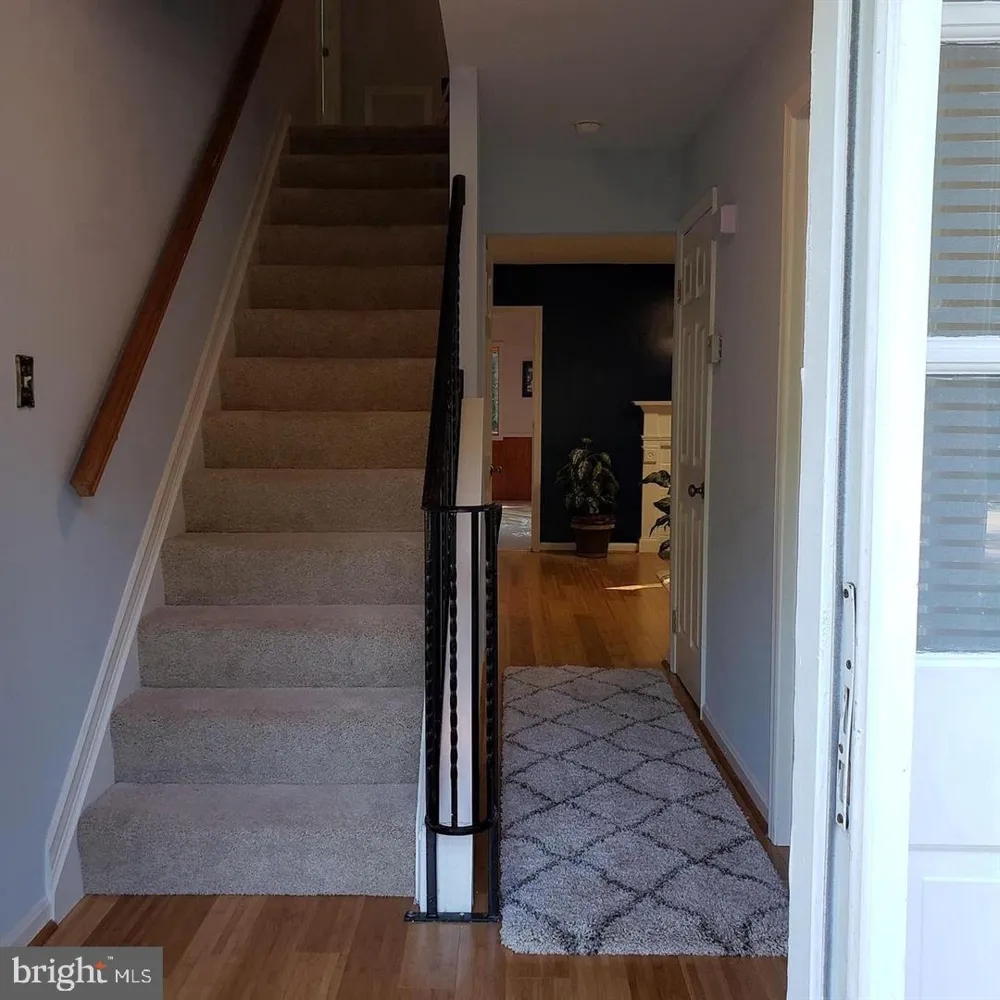 1113 E PATUXENT DRIVE La Plata, MD 20646