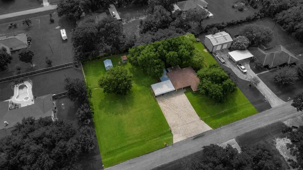 12711 Britt Road Pearland, TX 77581