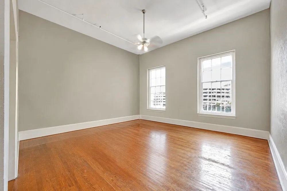 2119 Strand St #2B Galveston, TX 77550