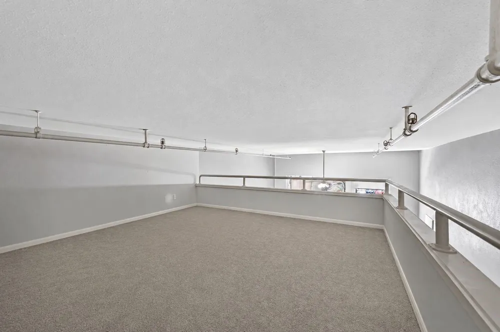 2119 Strand St #2B Galveston, TX 77550