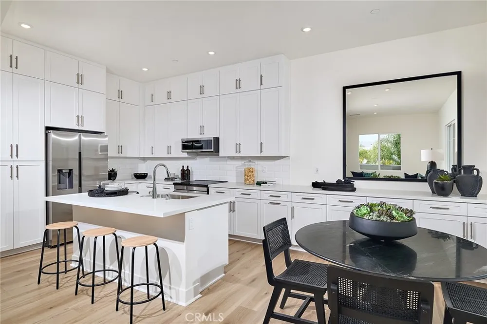 7266 Pointbreak Drive Huntington Beach, CA 92647