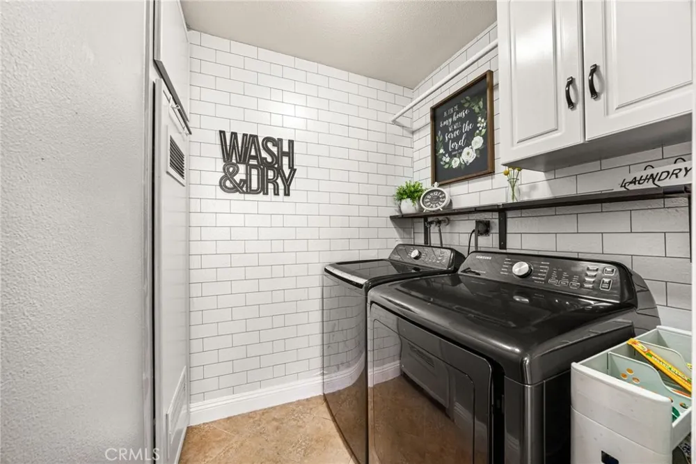1727 Willow Woods #B Anaheim, CA 92807