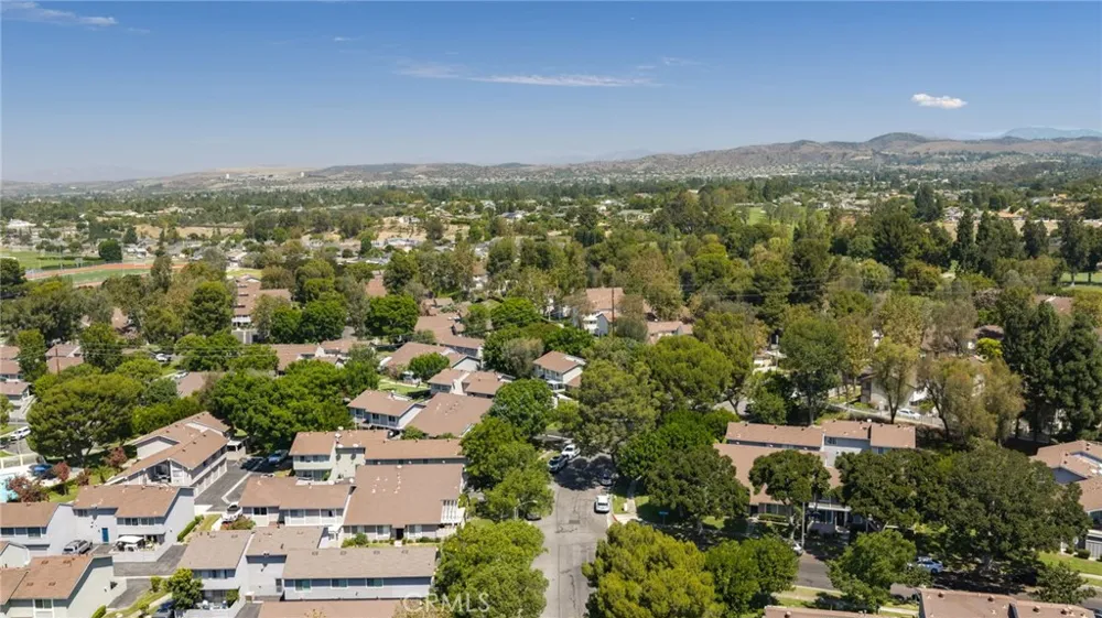 1727 Willow Woods #B Anaheim, CA 92807
