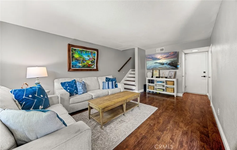 1727 Willow Woods #B Anaheim, CA 92807