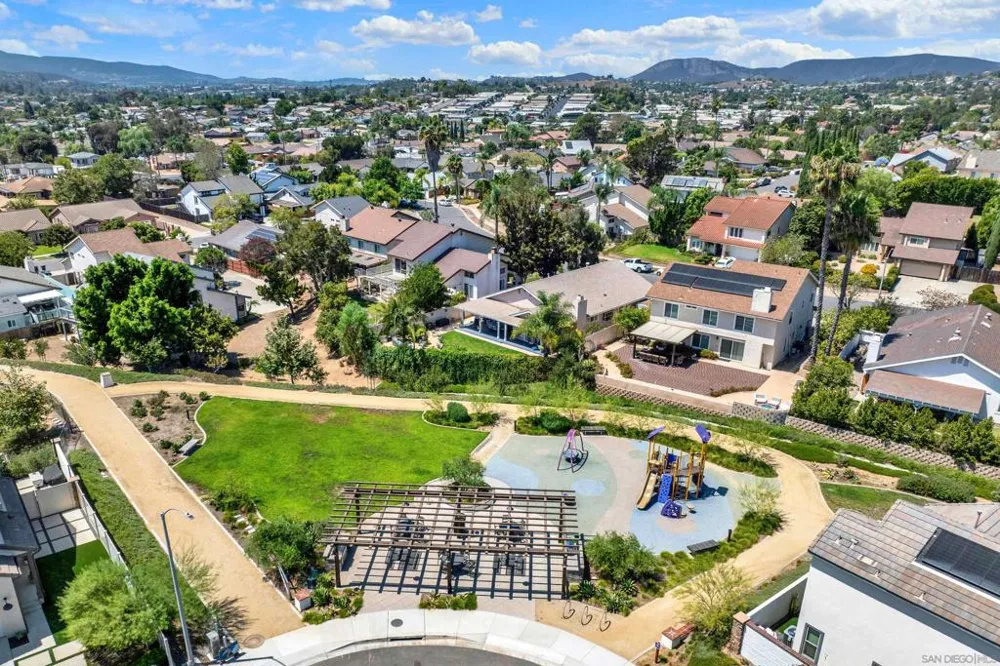 1995 Julie Dawn Pl. Escondido, CA 92026