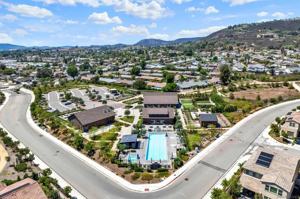 1995 Julie Dawn Pl. Escondido, CA 92026