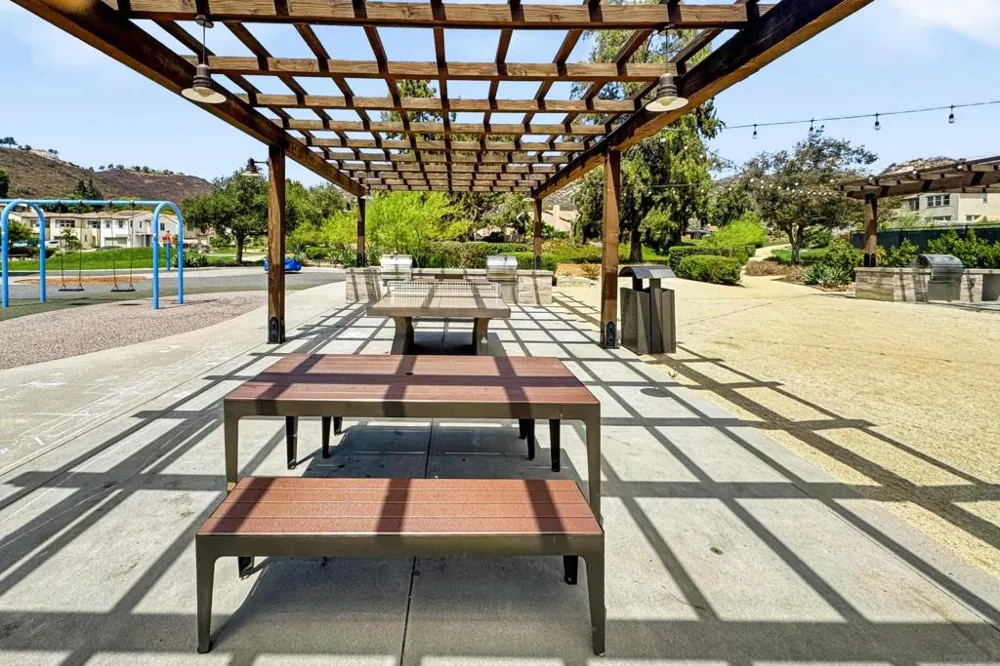 1995 Julie Dawn Pl. Escondido, CA 92026