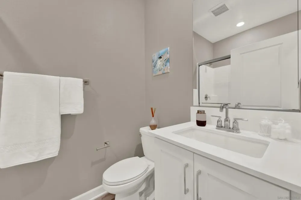 1995 Julie Dawn Pl. Escondido, CA 92026