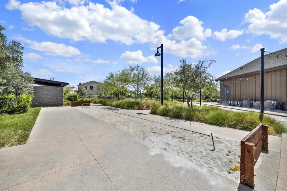 1995 Julie Dawn Pl. Escondido, CA 92026