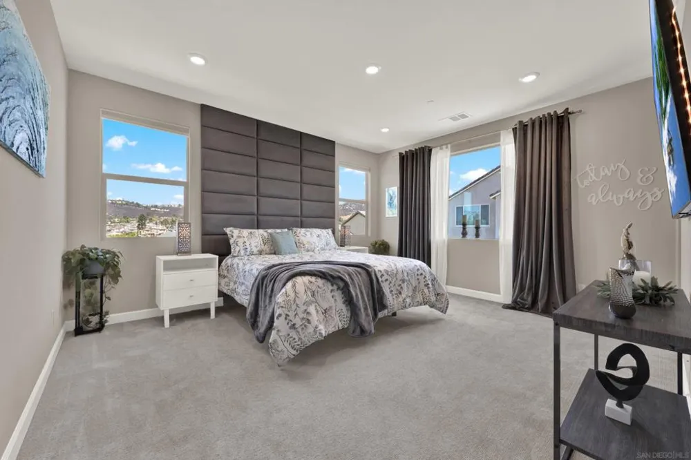 1995 Julie Dawn Pl. Escondido, CA 92026