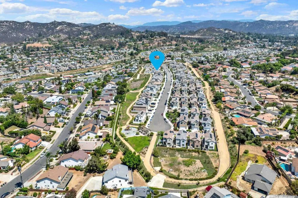1995 Julie Dawn Pl. Escondido, CA 92026