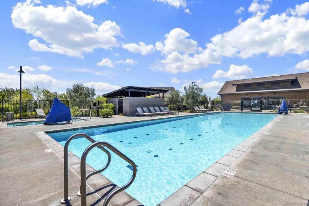 1995 Julie Dawn Pl. Escondido, CA 92026