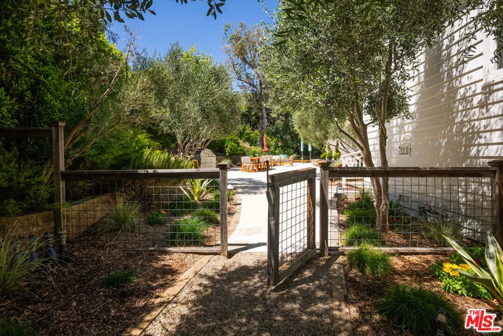 6456 Sycamore Meadows Drive Malibu, CA 90265