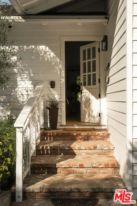 6456 Sycamore Meadows Drive Malibu, CA 90265