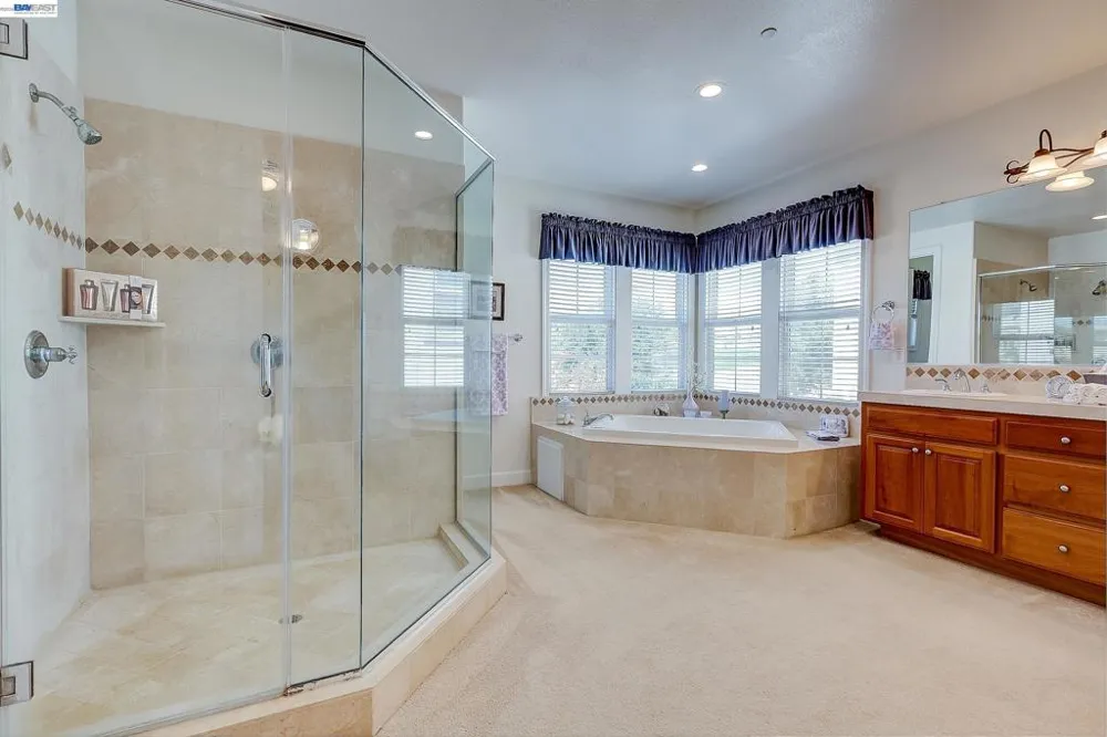 4972 GRAYHAWK CT. Dublin, CA 94568