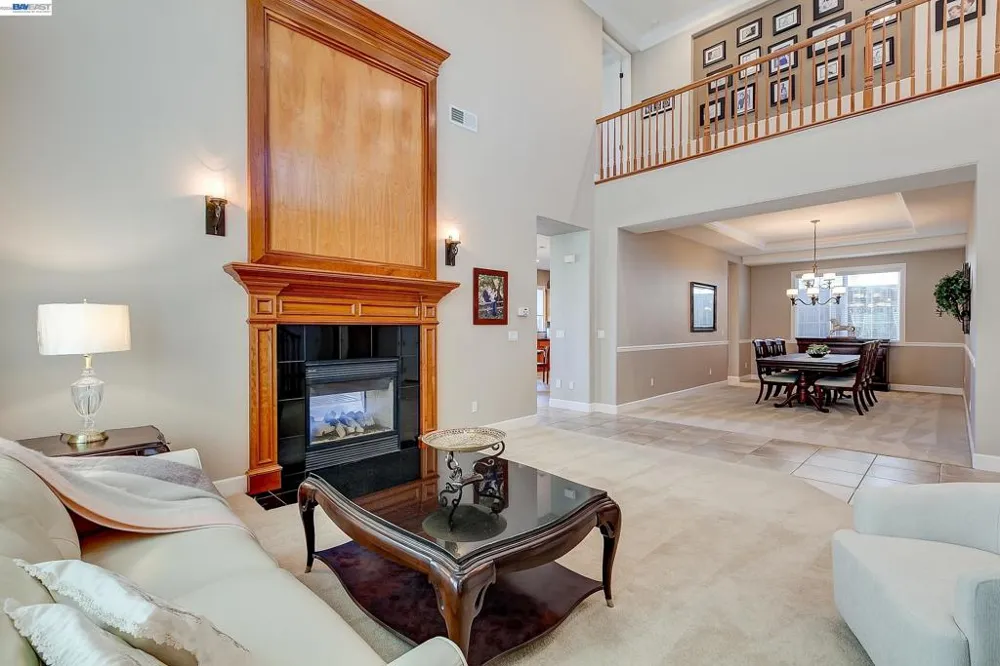 4972 GRAYHAWK CT. Dublin, CA 94568
