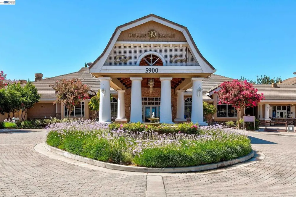 4972 GRAYHAWK CT. Dublin, CA 94568