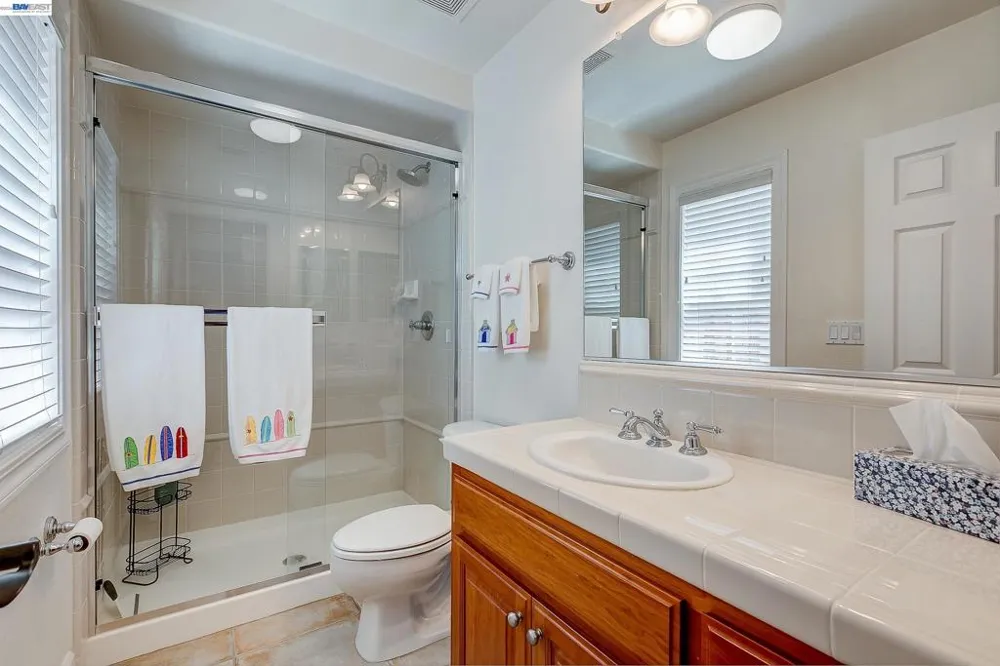 4972 GRAYHAWK CT. Dublin, CA 94568