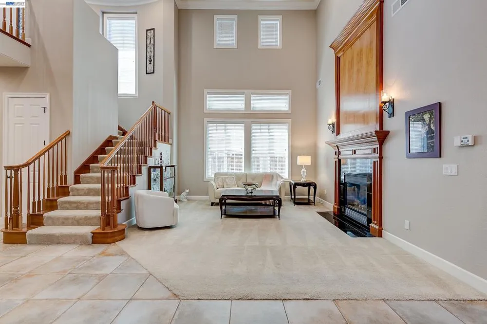 4972 GRAYHAWK CT. Dublin, CA 94568