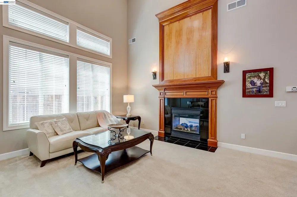 4972 GRAYHAWK CT. Dublin, CA 94568