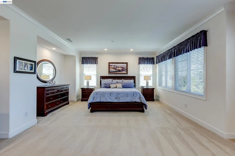 4972 GRAYHAWK CT. Dublin, CA 94568