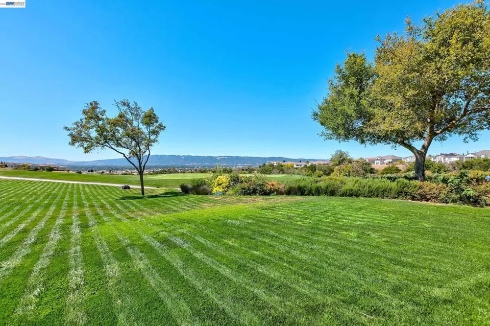 4972 GRAYHAWK CT. Dublin, CA 94568
