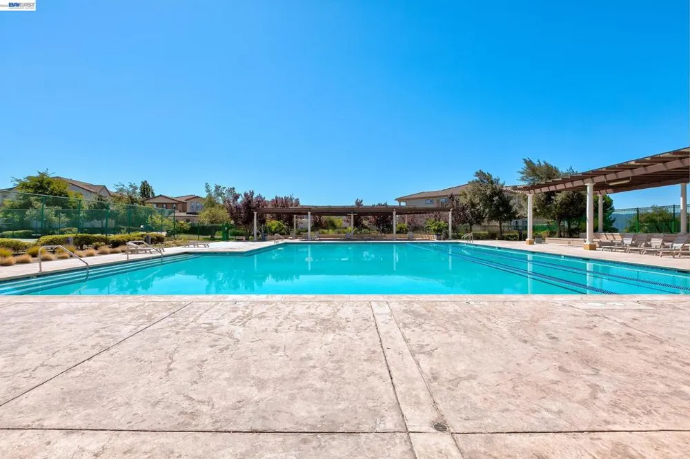 4972 GRAYHAWK CT. Dublin, CA 94568