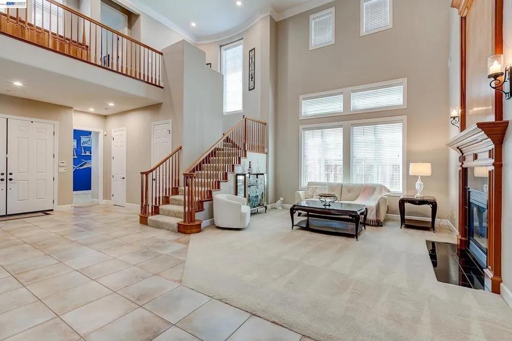4972 GRAYHAWK CT. Dublin, CA 94568