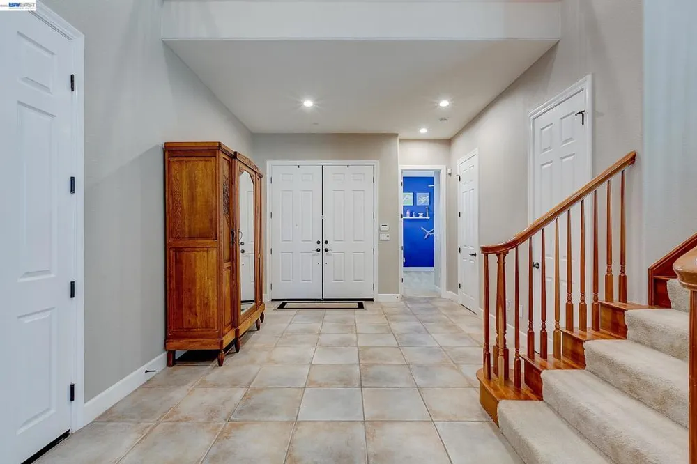 4972 GRAYHAWK CT. Dublin, CA 94568