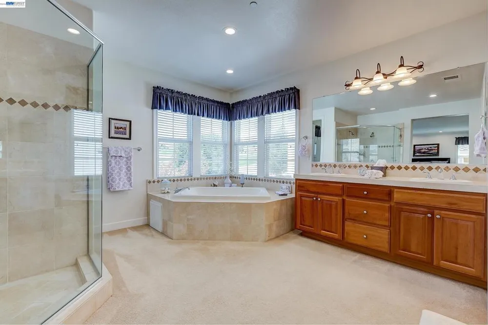 4972 GRAYHAWK CT. Dublin, CA 94568