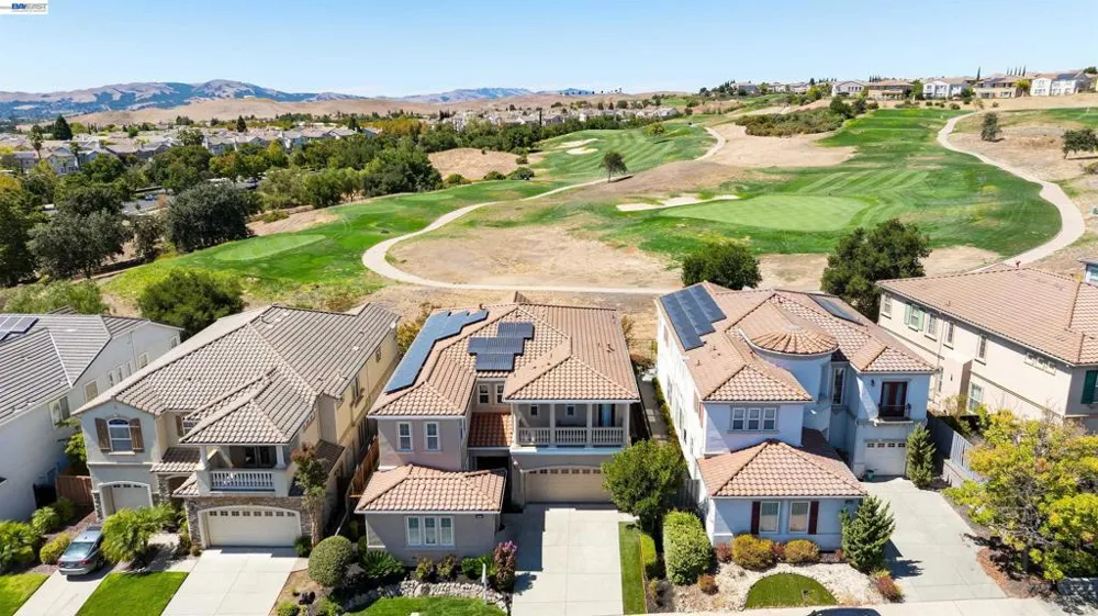 4972 GRAYHAWK CT. Dublin, CA 94568