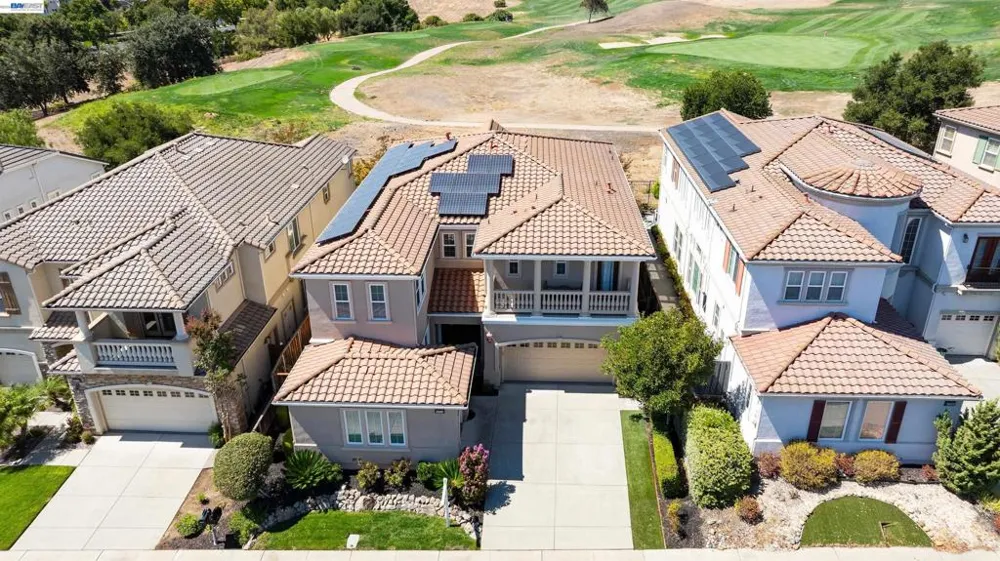 4972 GRAYHAWK CT. Dublin, CA 94568