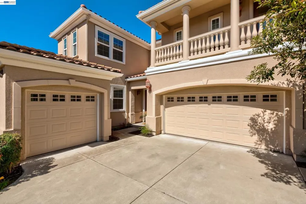 4972 GRAYHAWK CT. Dublin, CA 94568