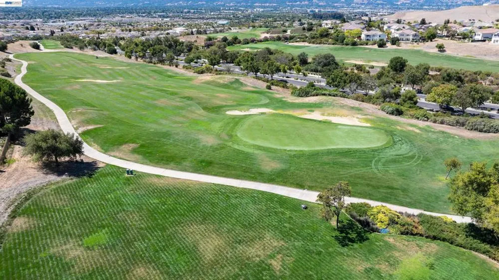 4972 GRAYHAWK CT. Dublin, CA 94568