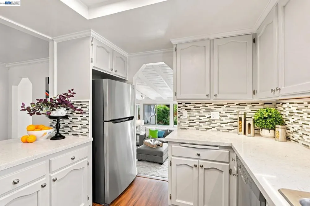 17291 Via Flores San Lorenzo, CA 94580