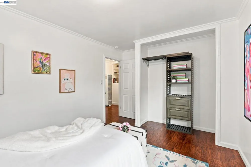 17291 Via Flores San Lorenzo, CA 94580